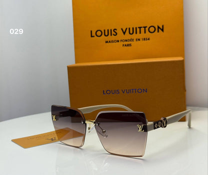 LV

65 dhs🇦🇪🇦🇪

Good quality 

Zain182
♥️♥️♥️