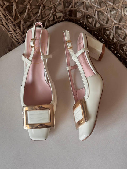Roger Vivier
✨ New Collection
👠 36–41
💎 Premium Quality
🔥 Super Master
450 dhs💓

Zain198
♥️♥️♥️