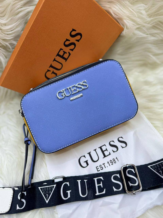 Guess cross
Size : 19 * 11 * 7 cm
60 dhs🪙💕
with box🎁

Zain115
♥️♥️♥️