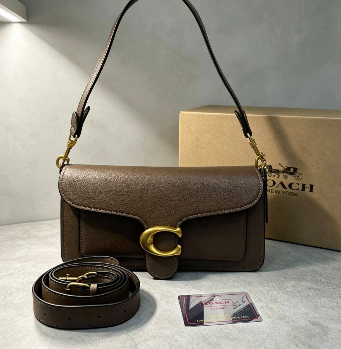 New arrived
 coach bag   
115 dhs🇦🇪🇦🇪

Size 28cm
with the box 
Zain161
♥️♥️♥️