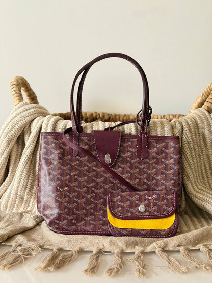 Goyard 
Vipp quality 
Size: 21 cm

For Price 👇 WhatsApp✅
0568585901 
0507557372
0552275751 Owner Zain 👌

Zain315
♥️♥️♥️