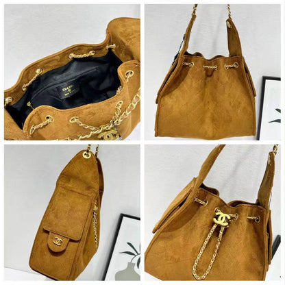 ❤️ CK / Chanel / D&G

1️⃣ First quality

Size : 28 ~ 20 * 15 cm
95 dhs🇦🇪🇦🇪

Zain115
♥️♥️♥️