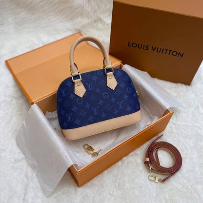 LV
ᴀʟᴍᴀ ᴍᴏɴᴏɢʀᴀᴍ
ᴡɪᴛʜ ʟᴏᴄᴋ & ᴋᴇʏ
ɪᴛ ʜᴀs ʟᴏɴɢ ʙᴇʟᴛ sᴛʀᴀᴘ
sɪᴢᴇ : 25 cm
ᴡɪᴛʜ BOX🎁🎁🎁

90 dhs✅

Zain31
♥️♥️♥️