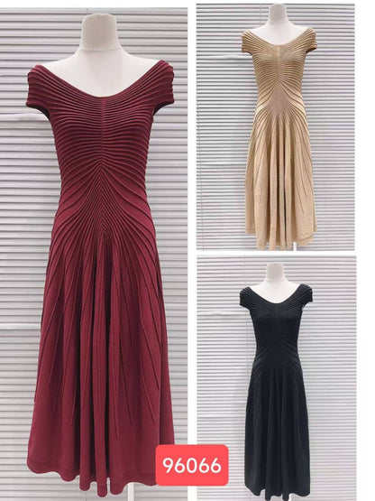 *New collections*                                                
ALAIA
*Super Master quality*
*Sizes: S M L XL* 
570 dhs💓

Zain308
♥️♥️♥️