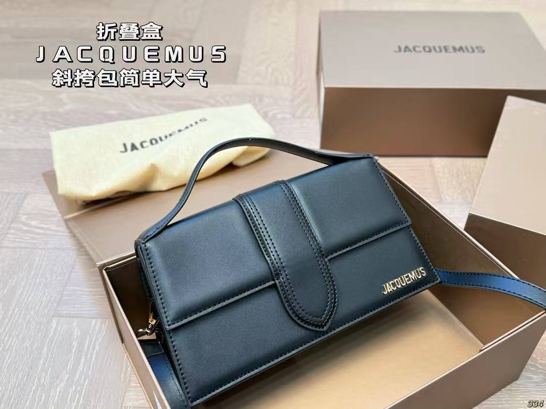 Jacquemus
Master✅✅
260 dhs🇦🇪🇦🇪

Zain141
♥️♥️♥️