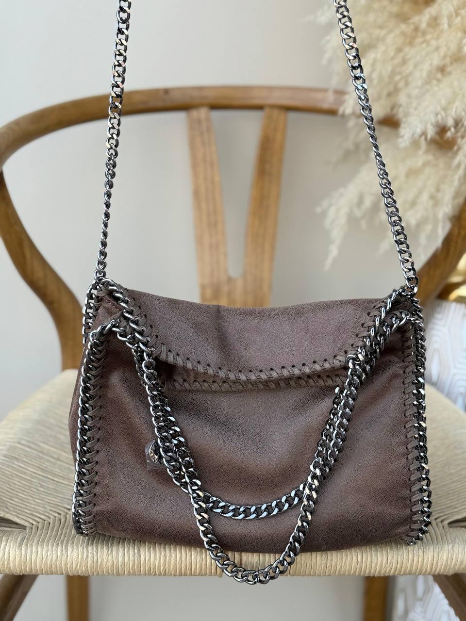 STELLA McCARTENY
25cm
350 dhs✅
Top quality

Zain167
♥️♥️♥️
