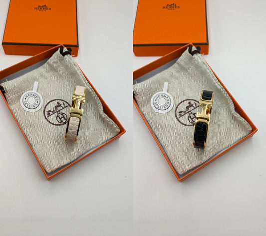 Hermes
*Master Quality* 
*Bracelet*
170 dhs✅ with Normal Box 🎁

Zain210
♥️♥️♥️