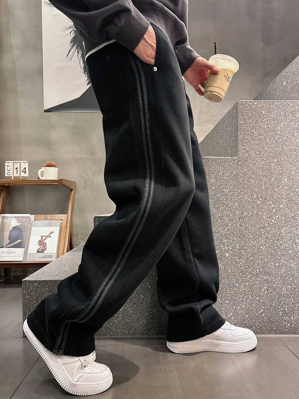 *NEW LOUIS VUITTON*
*♕ 𝐒𝐔𝐏𝐄𝐑 𝐌𝐀𝐒𝐓𝐄𝐑 ♕*
*SIZE: M,L,XL,XXL,XXXL*
300 dhs🪙💚

Zain227
♥️♥️♥️