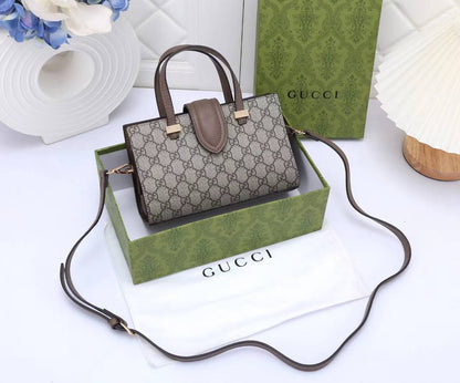 Mixed brands
MK
Gucci
Lv

100 dhs🇦🇪
high quality  
23cm

Zain26
♥️♥️♥️