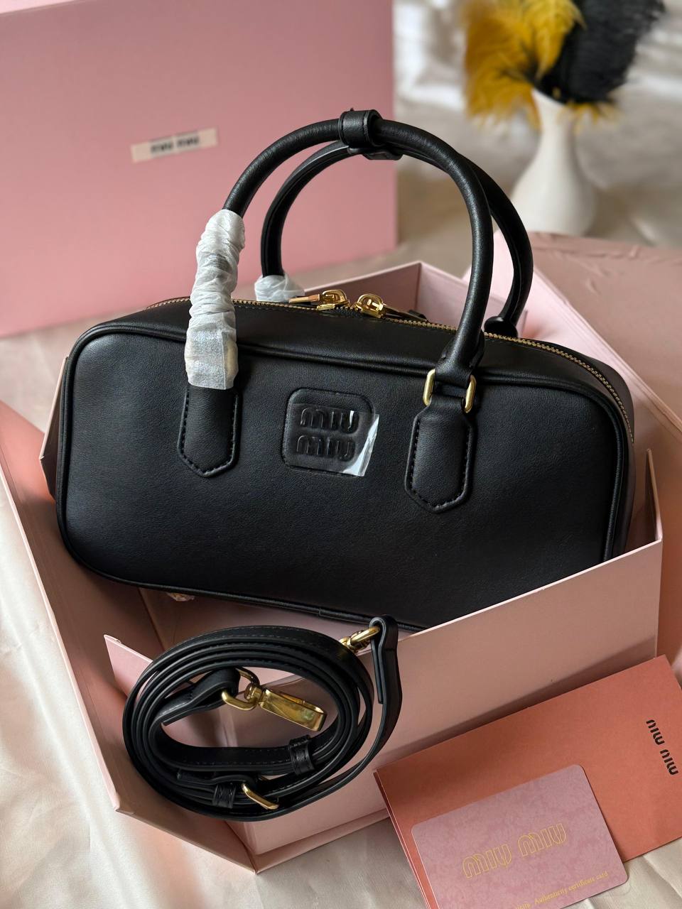 MIU MIU
27cm
350 dhs❤️
Top quality 
With box🎁

Zain167
♥️♥️♥️