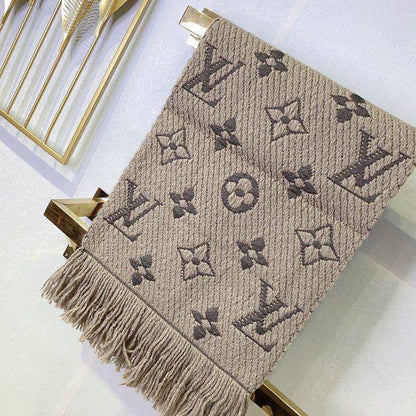 Coming new stock
Winter scarf 
45 dhs🪙🌨️

Zain93
♥️♥️♥️