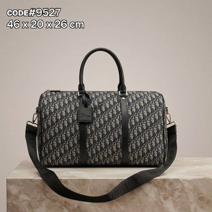 𝗟𝗢𝗨𝗜𝗦 𝗩𝗨𝗜𝗧𝗧𝗢𝗡 𝗖𝗛𝗥𝗜𝗦𝗧𝗜𝗔𝗡 𝗗𝗜𝗢𝗥 𝗣𝗥𝗔𝗗𝗔 TRAVELLING BAG ᴡɪᴛʜ ʟᴏɴɢ ᴛʀɪᴍ sᴛʀᴀᴘ ɢᴏʟᴅ ʜᴀʀᴅᴡᴀʀᴇ sɪᴢᴇ : 45 cm

80 dhs🇦🇪🇦🇪

ɢᴏᴏᴅ ǫᴜᴀʟɪᴛʏ 
Zain31
♥️♥️♥️