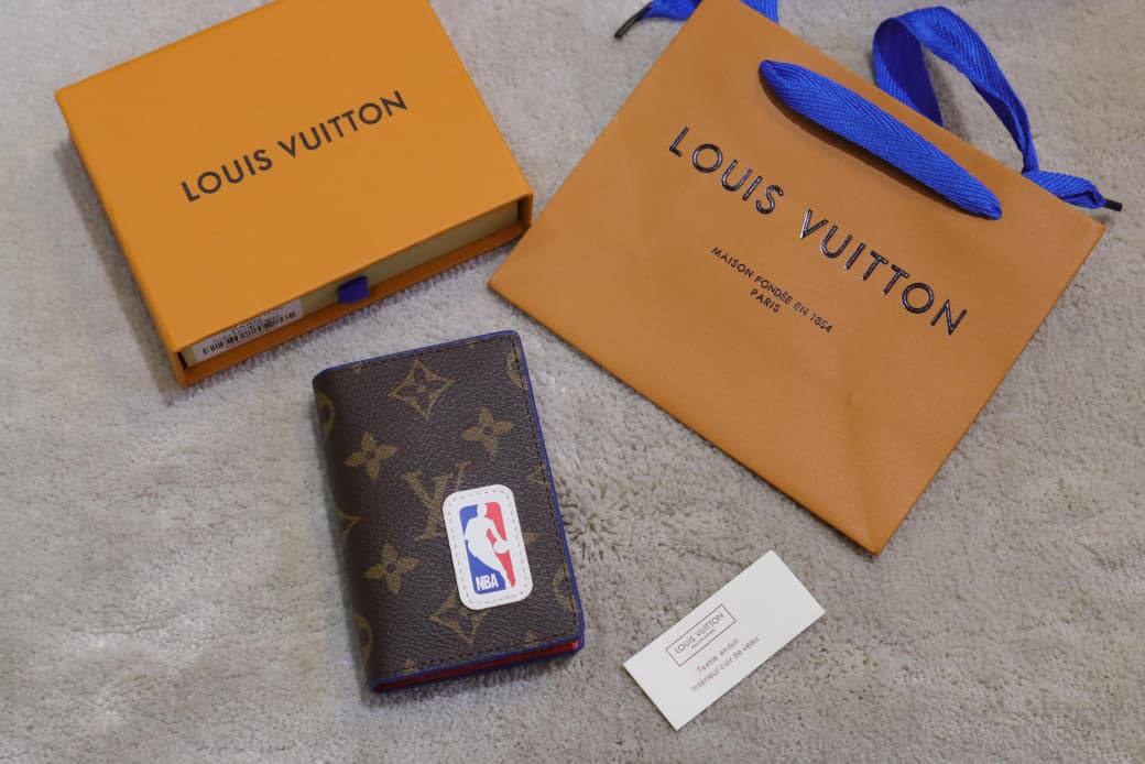 LV Wallet 
Master Quality
110 dhs🇦🇪🇦🇪

Zain33
♥️♥️♥️