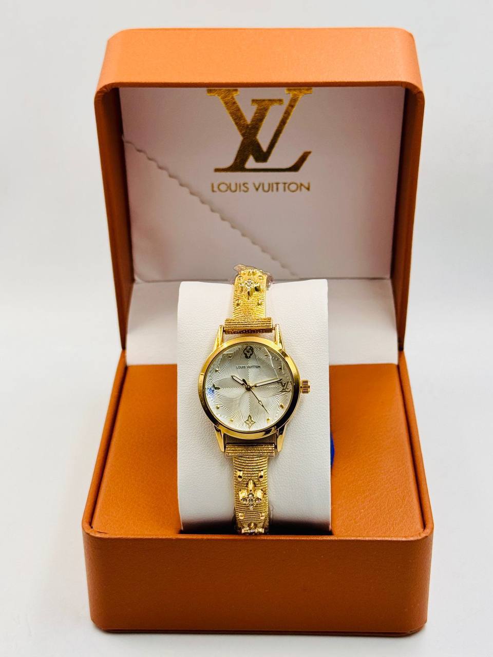 LV ladies
*New Arrival*🔥
55 dhs✅

Zain08
♥️♥️♥️