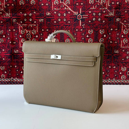 📍NEW COLLECTION 📍
🎒HERMES 🎒
👌Premium quality 👌
❤️WITH ORIGINAL PACKAGING❤️

For Price 👇 WhatsApp✅
0568585901 
0507557372
0552275751 Owner Zain 👌

Zain320
♥️♥️♥️
