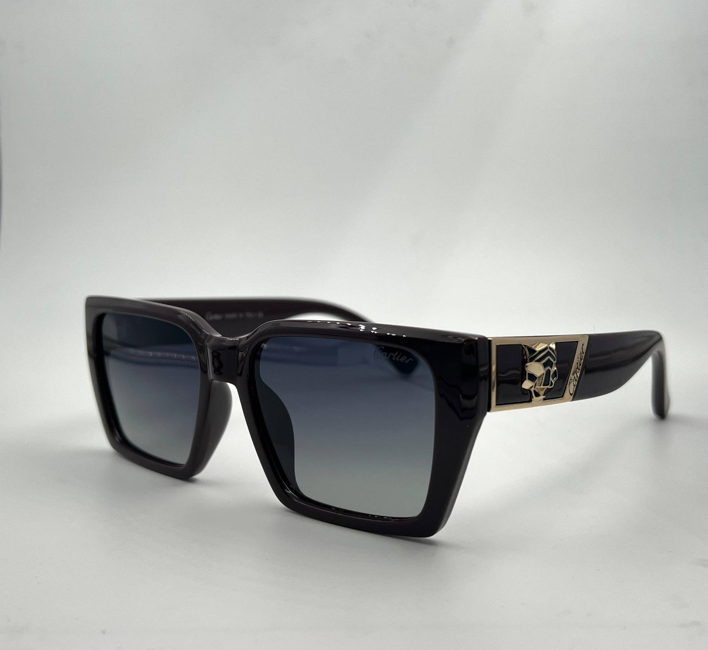 Cartier💥
Sunglasses 🕶️ 
good quality 💯
With master box 🗃️ 
50 dhs❤️

Zain273
❤️❤️❤️