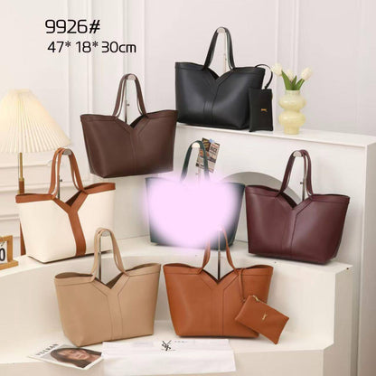 💞 YSL Tote 2 in 1
1⃣️ First quality
Size: 47 * 18 * 30 cm
110 dhs❣️

Zain115
♥️♥️♥️