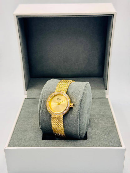 Dior ladies 
Master quality*🤩🤩
*Available 
170 dhs💓

Zain08
♥️♥️♥️