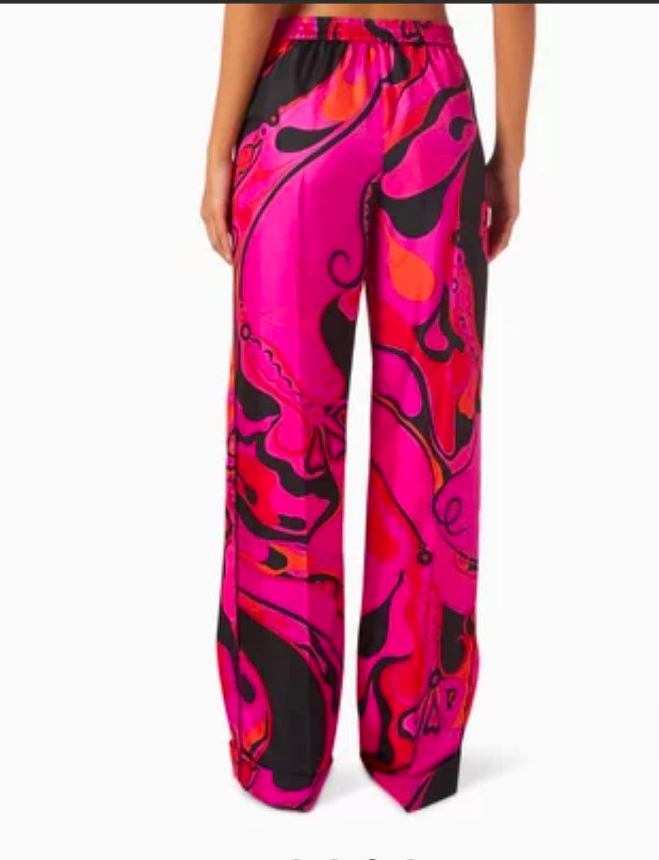 ❤️‍🔥 EMILIO PUCCI ❤️‍🔥
       💯 cotton💞
✨VIP quality ✨
 Sizes: S to XL
550 dhs💛

Zain287
♥️♥️♥️