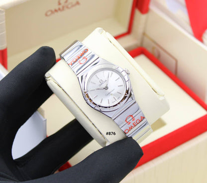 OMEGA NEW FOR WOMEN BATTERY 28MM

370 dhs🌺

Zain58
♥️♥️♥️