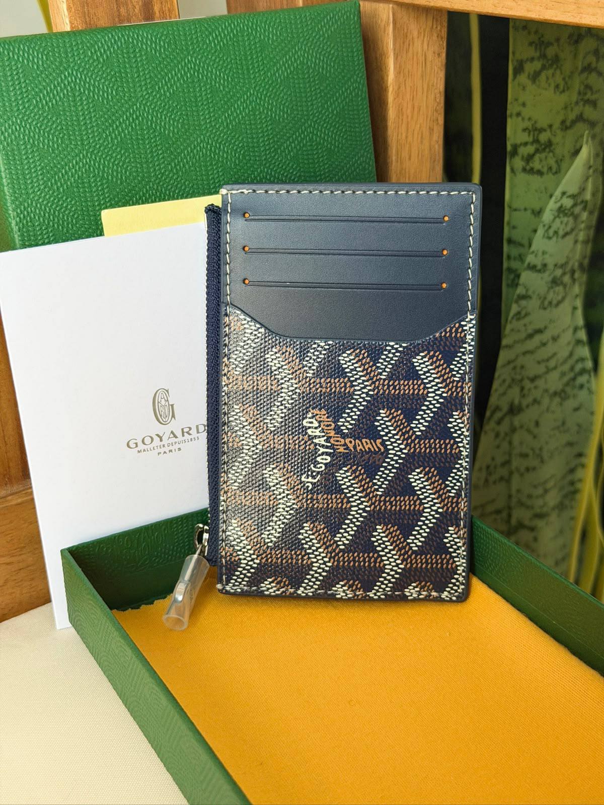 GOYARD
Super Master Quality
Original Packing🎁
Passport cover & Card Holder


For Price 👇 WhatsApp✅
0568585901 
0507557372
0552275751 Owner Zain 👌

Zain321
♥️♥️♥️