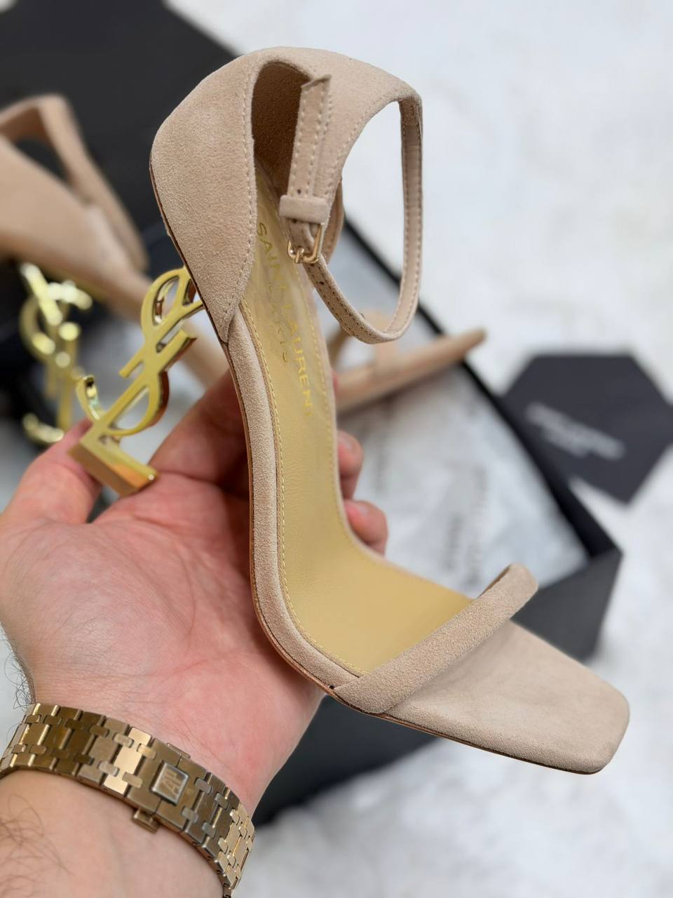 YSL
💎 _*VIP QUALITY +A*_ 💎
Size 37 To 41
480 dhs✅

Zain292
♥️♥️♥️