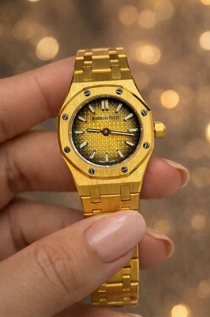Ap watch for ladies 
good quality 
290 dhs
 (size 23mm )

Zain59
♥️♥️♥️
