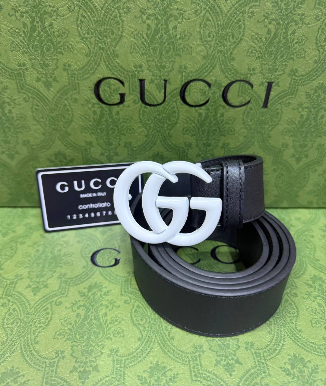 Gucci

With box 
🎁🎁🎁

40 dhs🪙🌨️

Zain93
♥️♥️♥️