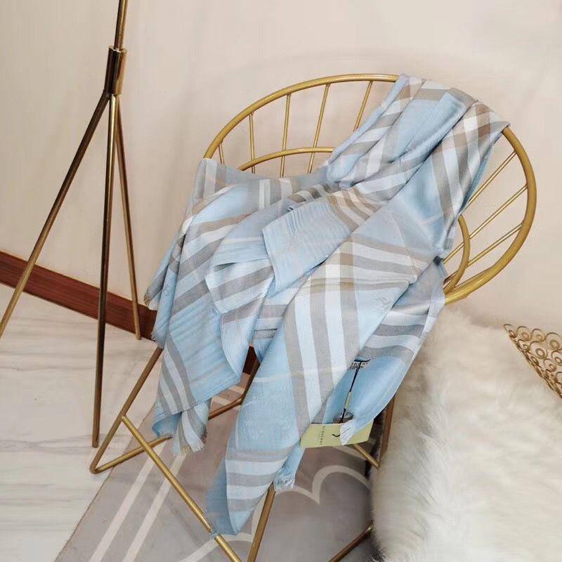 Cotton scarf 
45 dhs🪙💕

Zain93
♥️♥️♥️