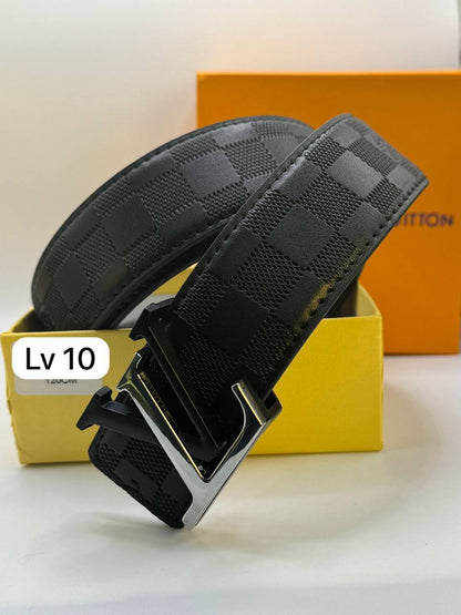 Belts
With box 
🎁🎁🎁

40 dhs✅

Zain93
♥️♥️♥️