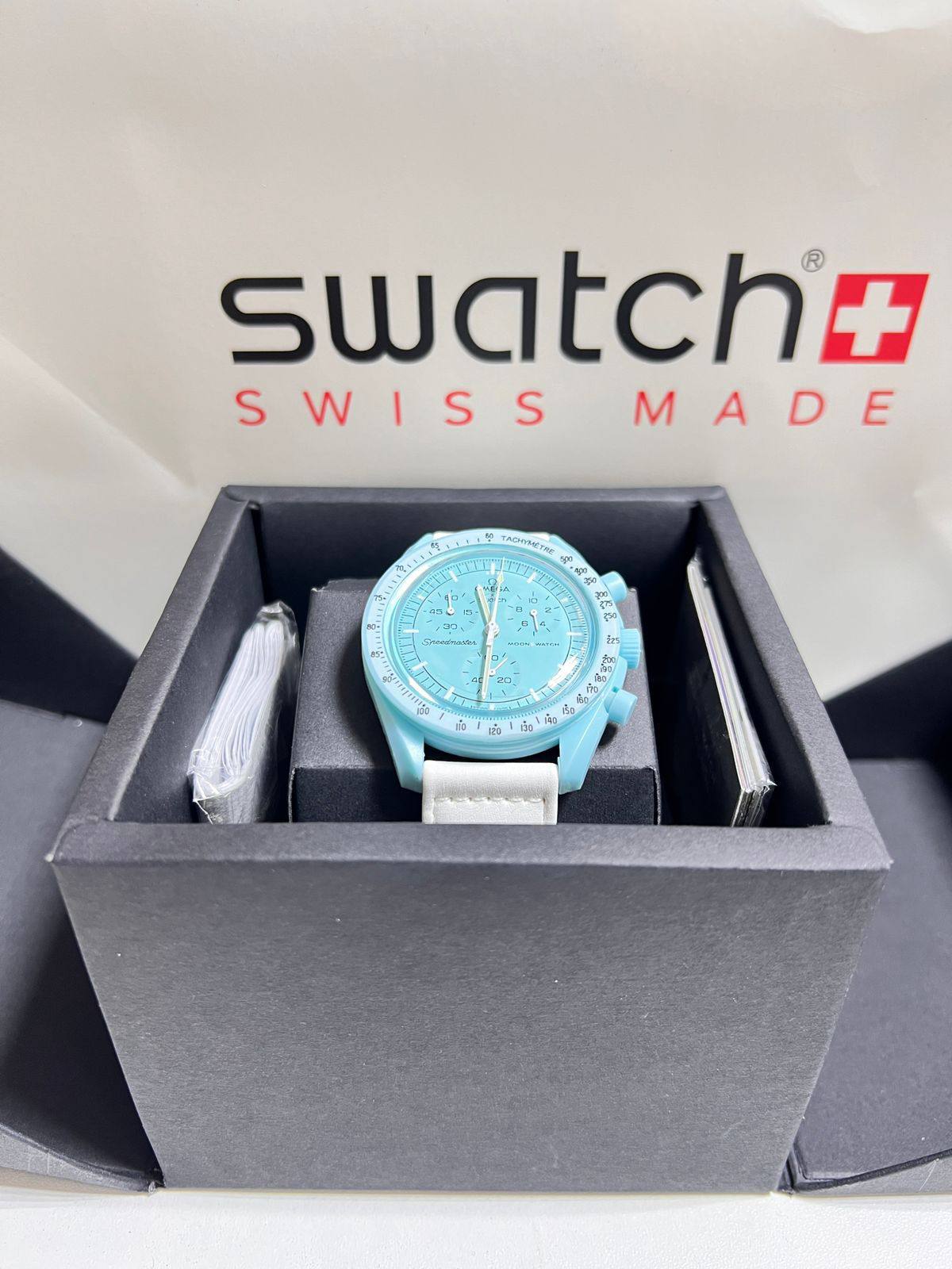 Swatch Omega
60 dhs❤️

Zain85
♥️♥️♥️