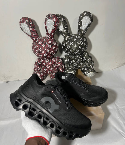 On Cloudmonster 3 running 🏃 Black 🖤
NEW ARRIVALS 🤩
36-45 AVAILABLE 😇
240 dhs🇦🇪🇦🇪

Zain242
♥️♥️♥️