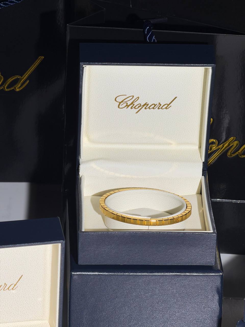CHOPARD
New Collection 😍
Quality: Super Master 
Non -Tarnish color
For Price 👇 WTSP Text Zain 0568585901

Zain268
♥️♥️♥️