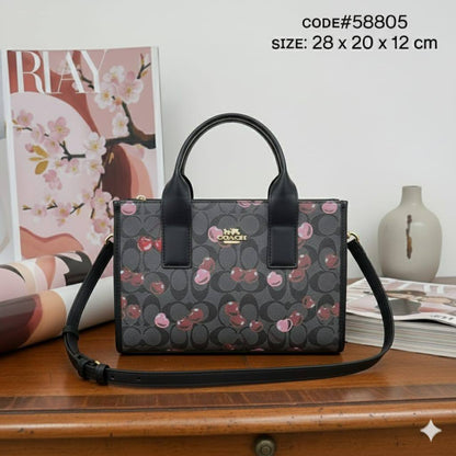 COACH ᴏɴ ᴛʜᴇ ɢᴏ
ᴍɪɴɪ ᴛᴏᴛᴇʙᴀɢ CHERRY ᴘʀɪɴᴛ
ᴢɪᴘᴘᴇʀ ᴛʏᴘᴇ
ᴡɪᴛʜ ʟᴏɴɢ ʙᴇʟᴛ sᴛʀᴀᴘ
sɪᴢᴇ : 28 cm

60 dhs❣️

Zain31
♥️♥️♥️