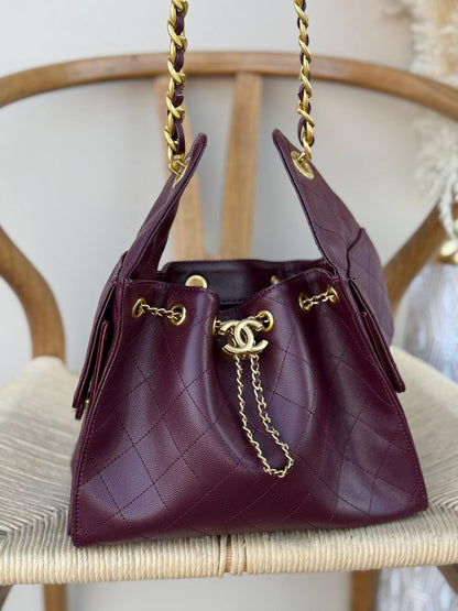 CHANEL

22cm
360 dhs✅

25cm
380 dhs✅

33cm
400 dhs✅

Top quality 
With box🎁

Zain167
♥️♥️♥️