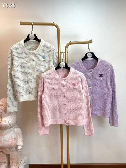 CHANEL
Women’s Cardigan
Master Quality 
SML
320 dhs❣️

Zain276
♥️♥️♥️