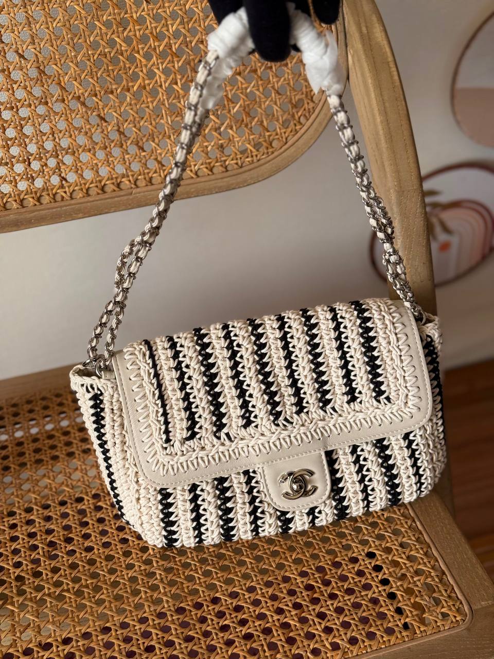 New Collection✨✨✨
CHANEL
25cm
370 dhs🇦🇪🇦🇪
*MASTER QUALITY*
With box🎁

Zain167
♥️♥️♥️