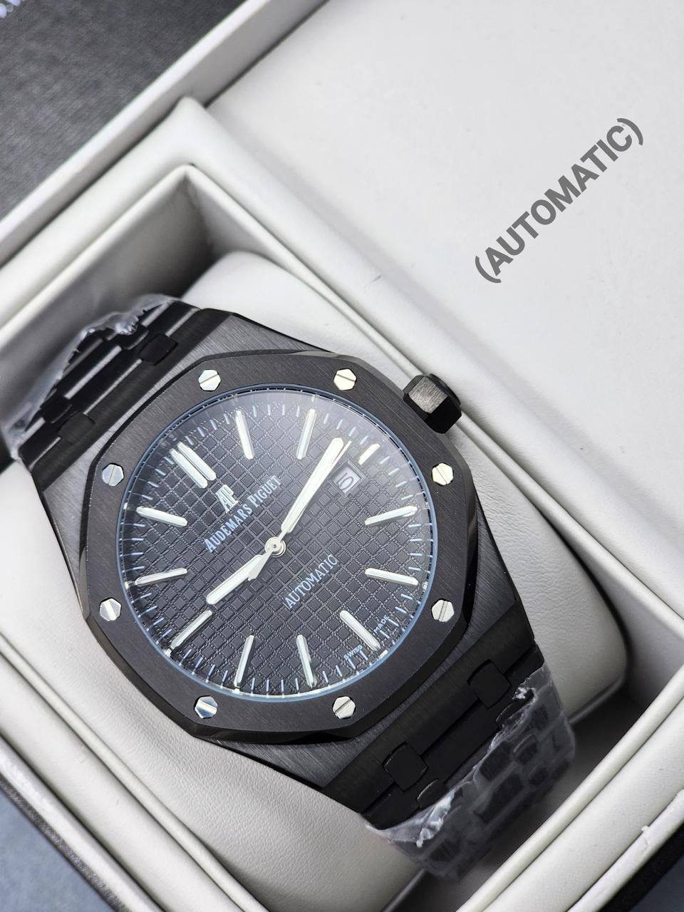 Patek Philippe watch for men good quality automatic 
230 dhs✅

Zain59
♥️♥️♥️