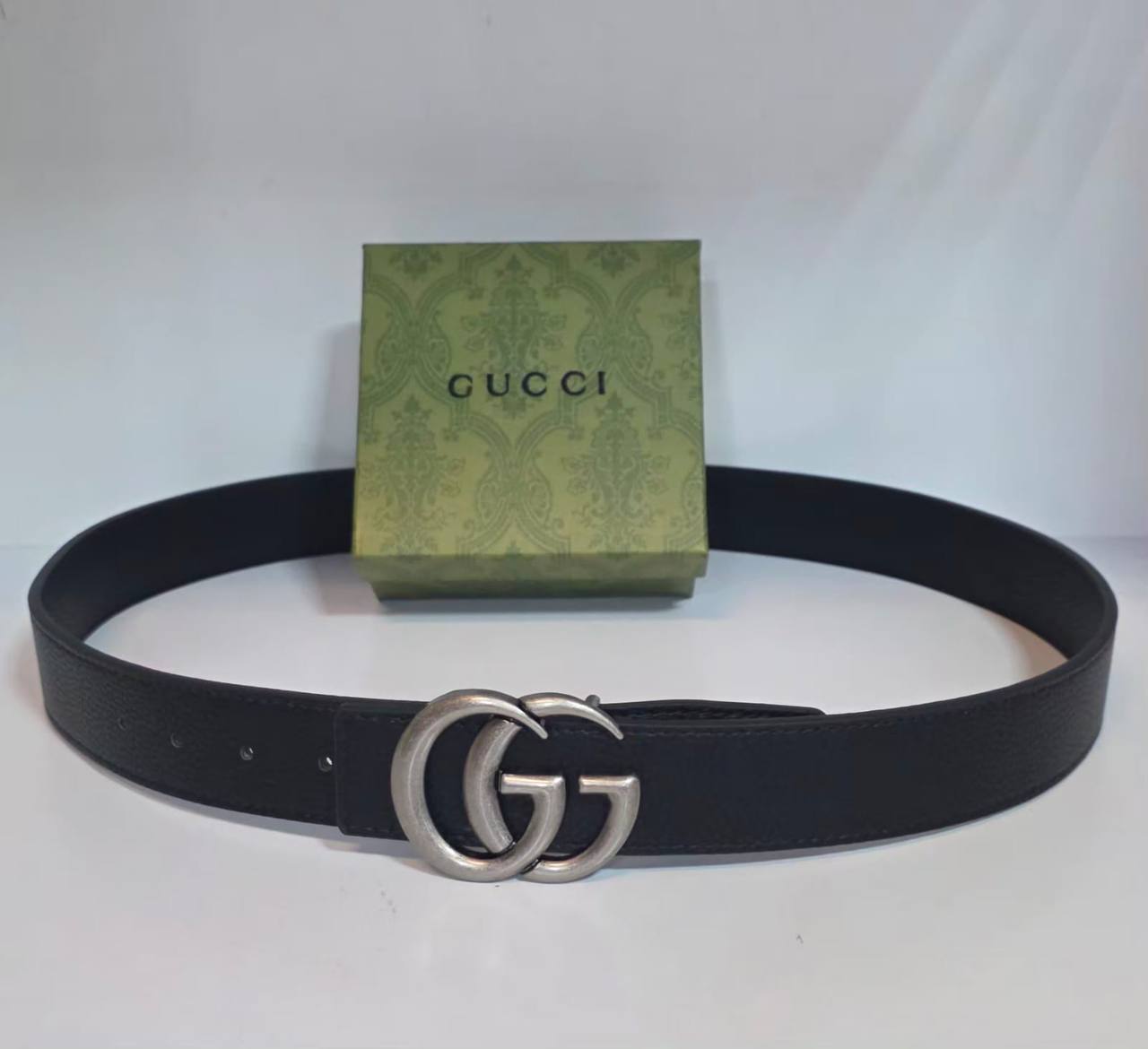 Mens belts 
with box
35 dhs💛

Zain232
♥️♥️♥️