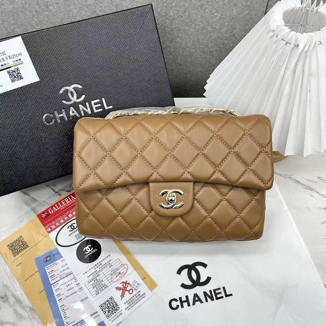 Chanel 
70 dhs🇦🇪

Zain232
♥️♥️♥️