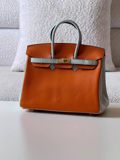 Hermes birkin 25 cm💥Master quality ✅with box📦
610 dhs💓

Zain51
♥️♥️♥️