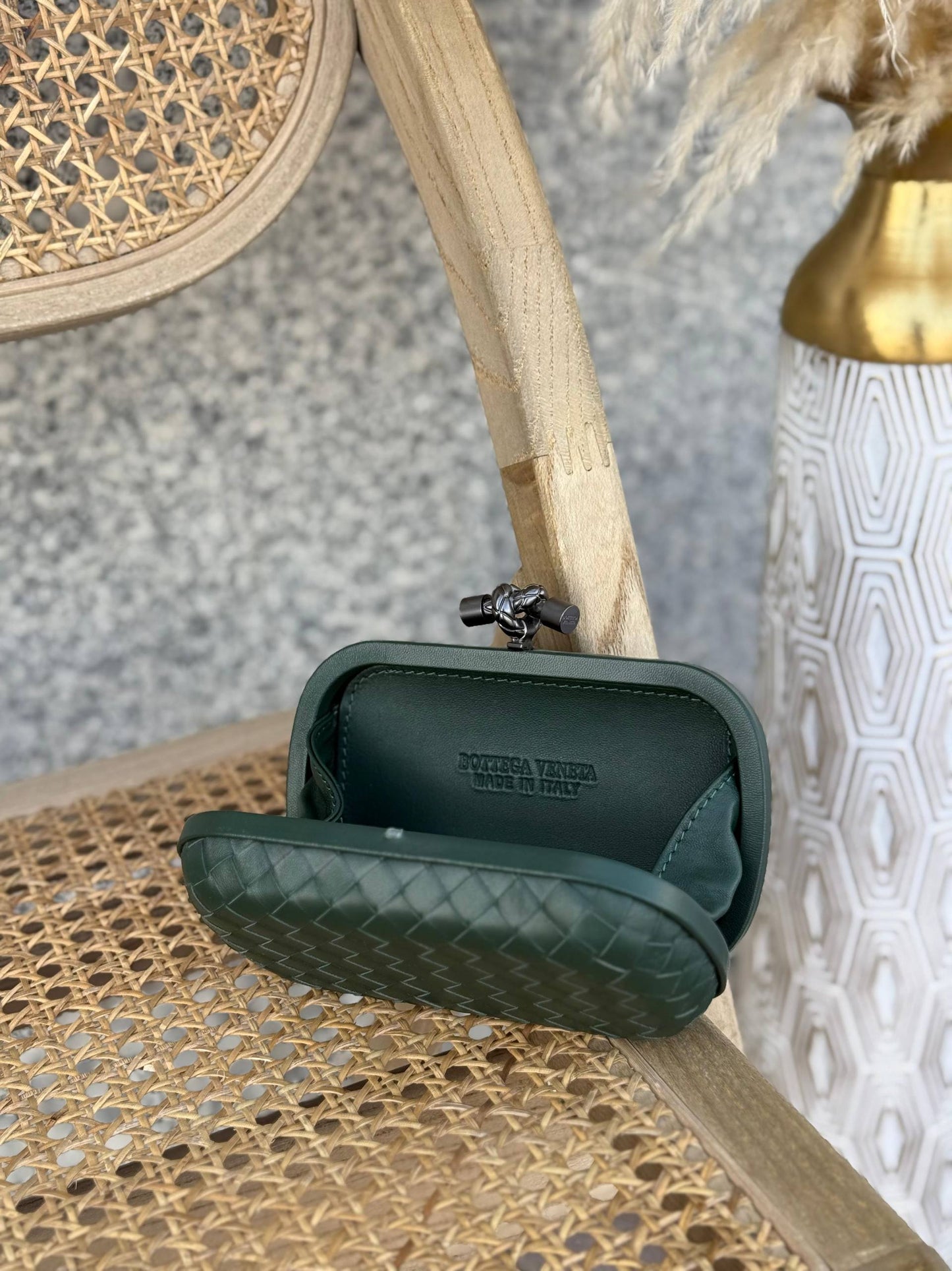 BOTTEGA VENETA

16cm
320 dhs🗽
Super Master Quality✨✨✨
With box🎁

Zain167
♥️♥️♥️