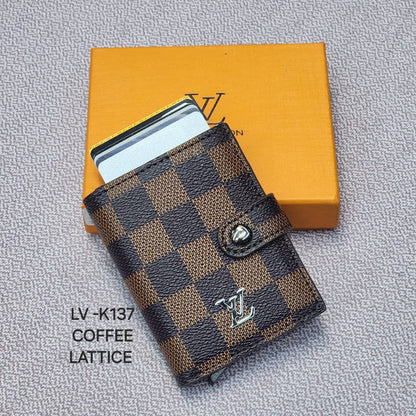 Wallets
65 dhs

Zain182
♥️♥️♥️