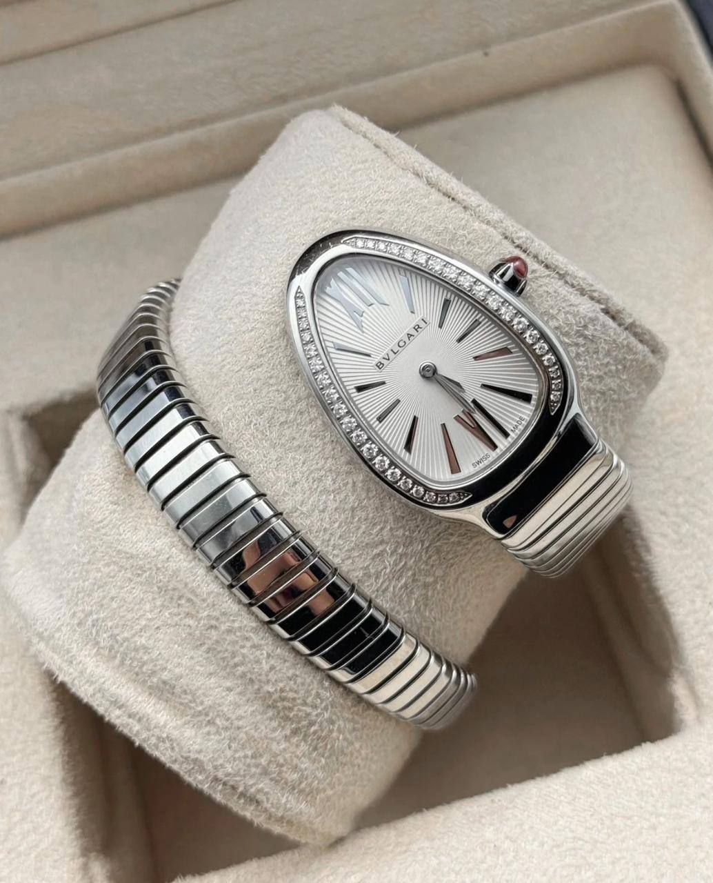 Bvlgari Snake Watch 
250 dhs❣️

Zain33
♥️♥️♥️