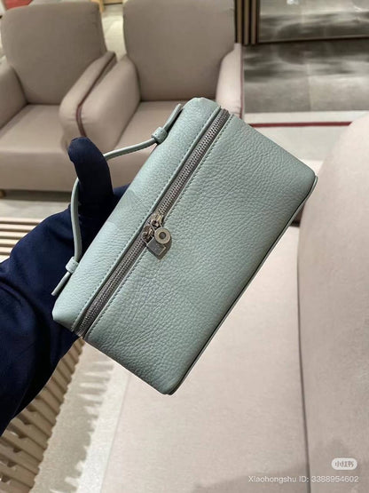 Super Master Bags +++
Loro Piana
Dior
Goyard
Miu Miu 
For Price 👇 WTSP Text Zain 0568585901

Zain255
♥️♥️♥️