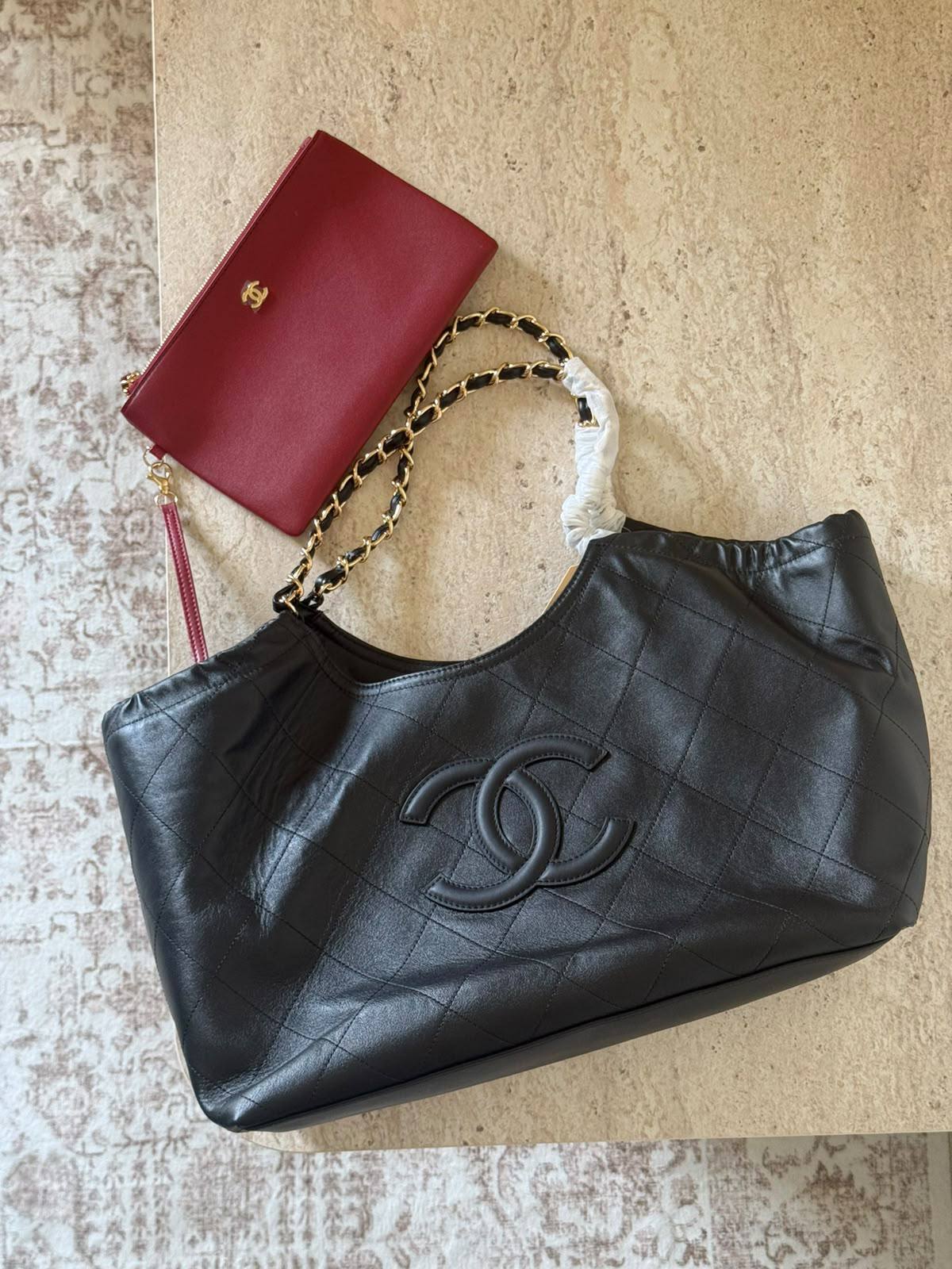 CHANEL💫
Super Master Quality ⚡️
Size 44.5CM 📏

For Price 👇 WhatsApp✅
0568585901 
0507557372
0552275751 Owner Zain 👌

Zain321
♥️♥️♥️