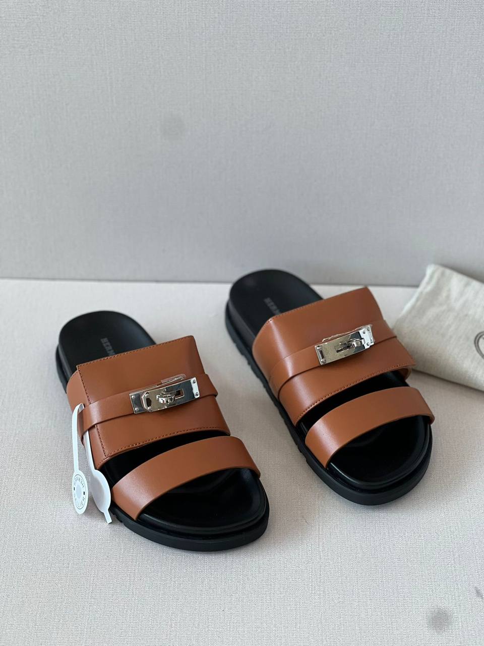 HERMES  
SUPER MASTER ⚡️
40-46
500 dhs🪙🖤

Zain43
♥️♥️♥️