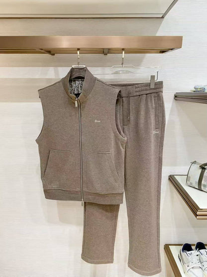 DIOR

Super Master quality

Sizes:M L XL 2XL 3XL

950 dhs🇦🇪🇦🇪🇦🇪

Zain330
♥️♥️♥️