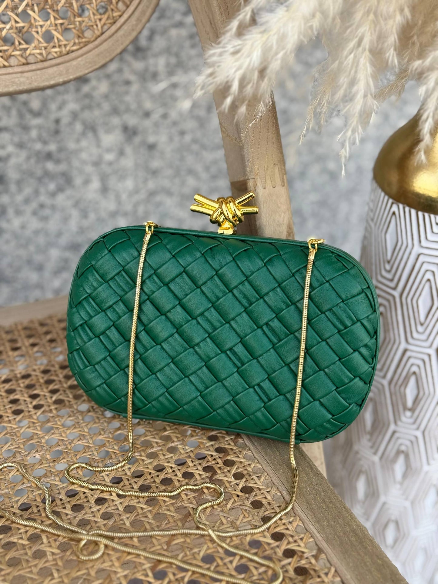 BOTTEGA VENETA
20cm
380 dhs🗽
Top quality 
With box🎁

Zain167
♥️♥️♥️
