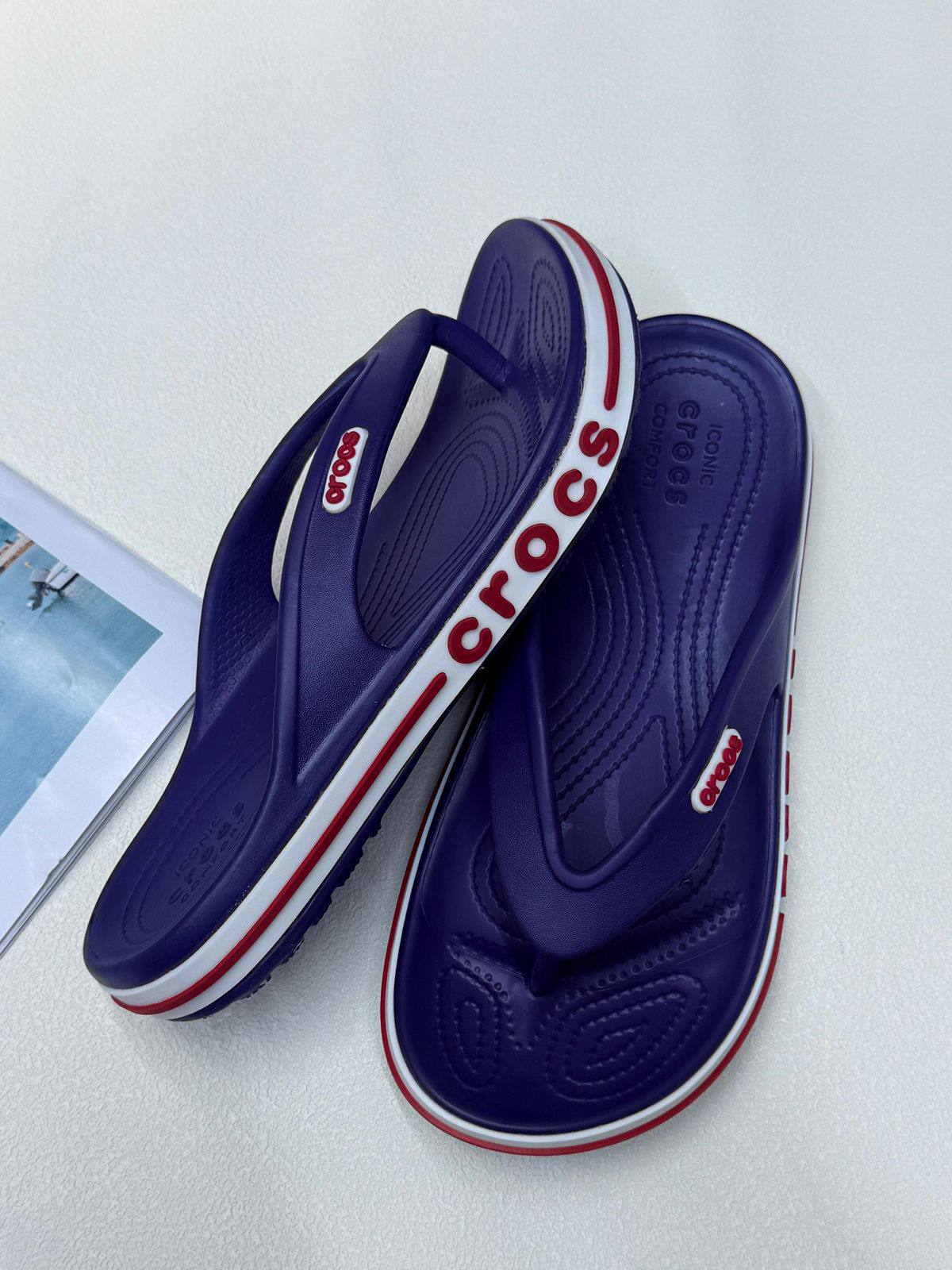 crocs unisex
Size 36to45
40 dhs❣️

Zain236
♥️♥️♥️